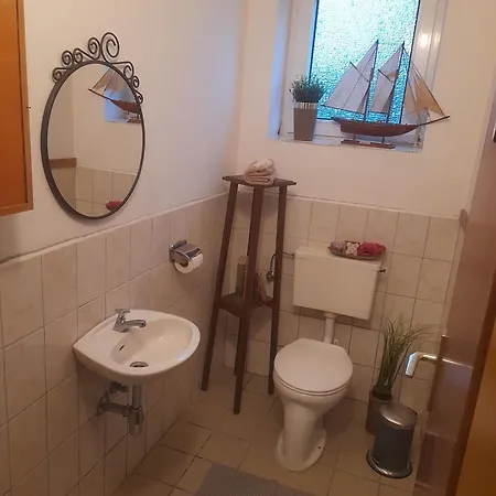 Uebernachtung Im Bauwagen Apartament